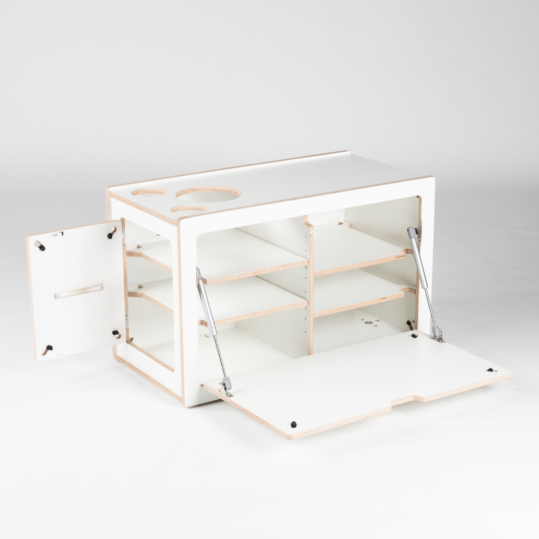 Rechts open SQUIQ campingbox voor het uitschuifsysteem in de hoge dakcombi met onderverdeling en werkvlak